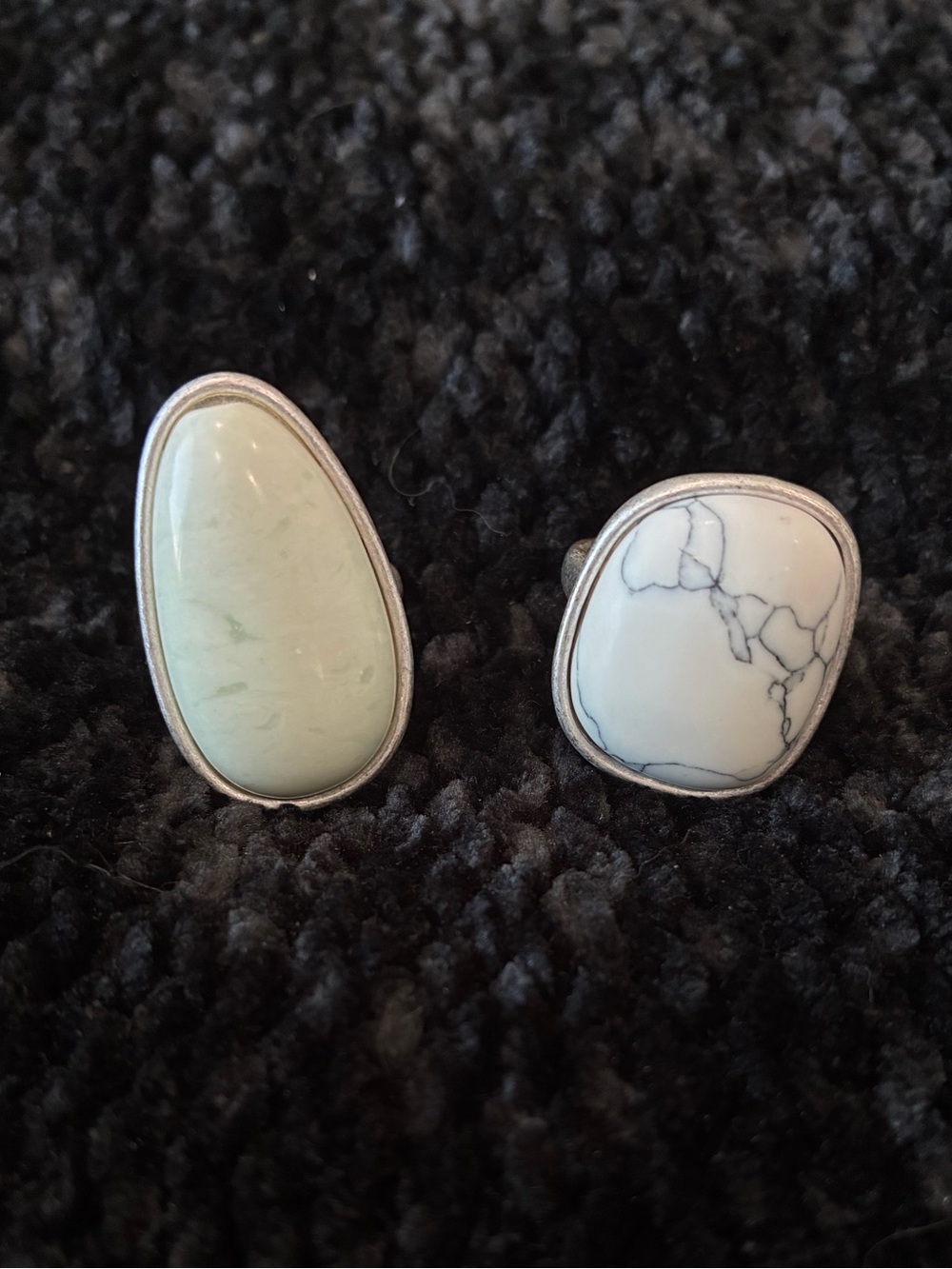 Silver tone Howlite Stone Rings sz 7 - Women Jewelry
